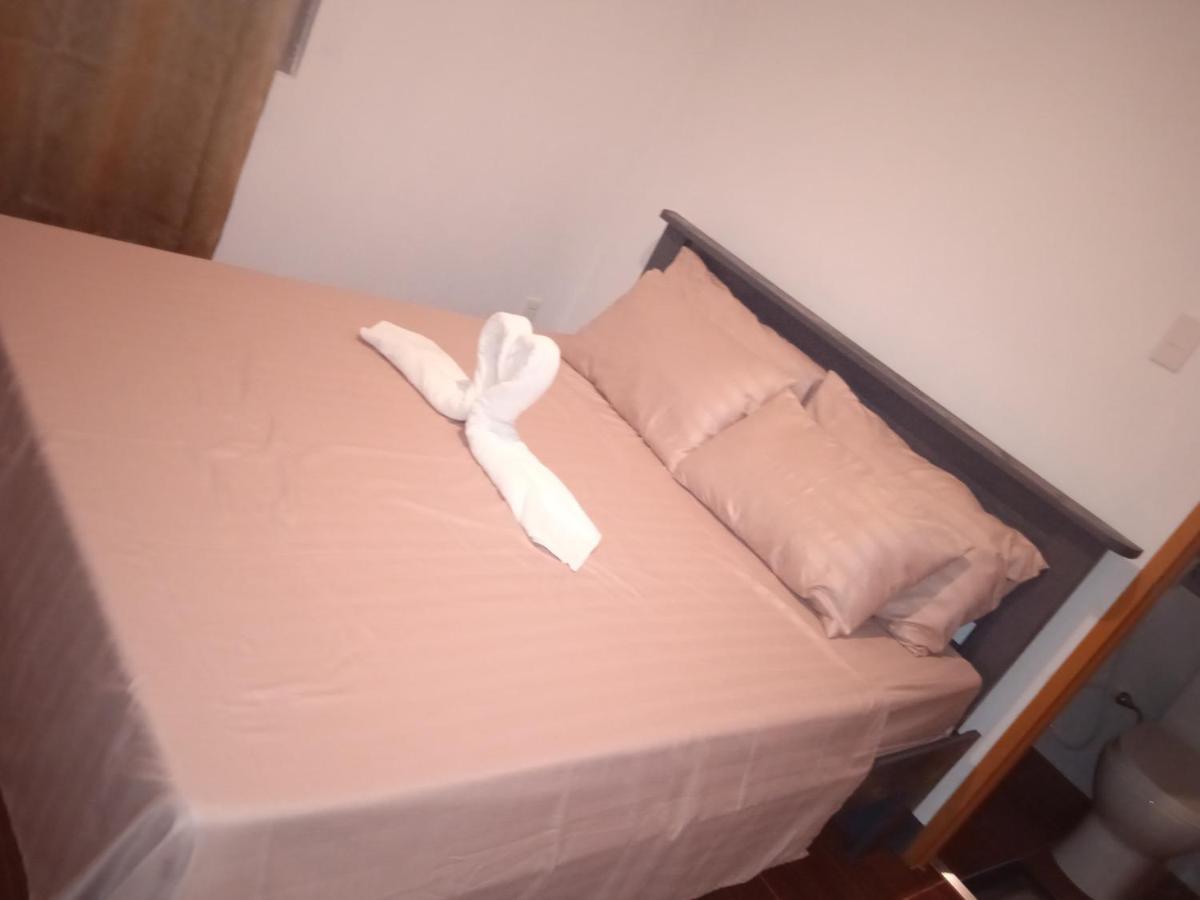 Clarin Sarah'S Garden Bnb & Spa住宿加早餐旅馆 外观 照片