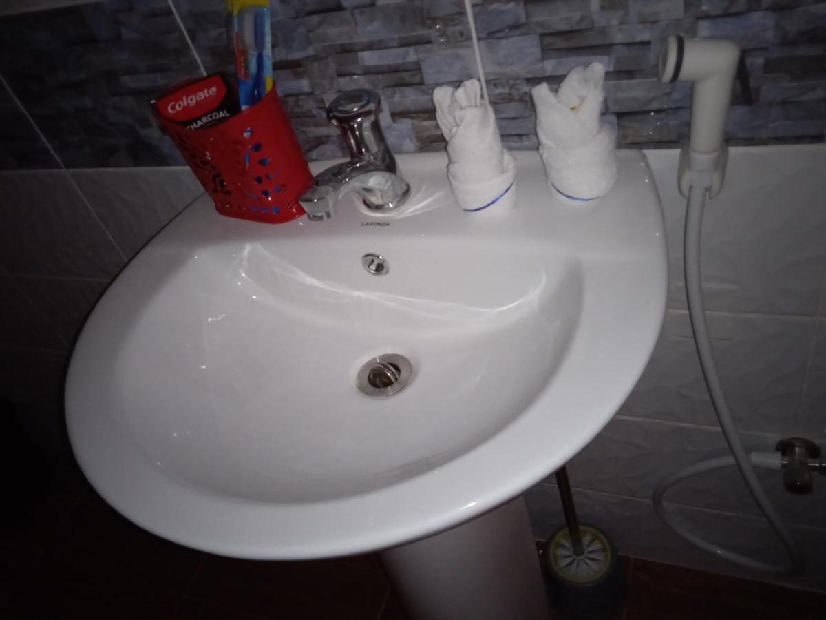 Clarin Sarah'S Garden Bnb & Spa住宿加早餐旅馆 外观 照片