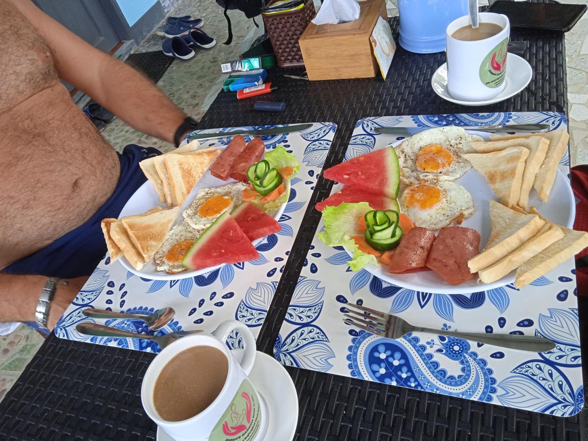 Clarin Sarah'S Garden Bnb & Spa住宿加早餐旅馆 外观 照片