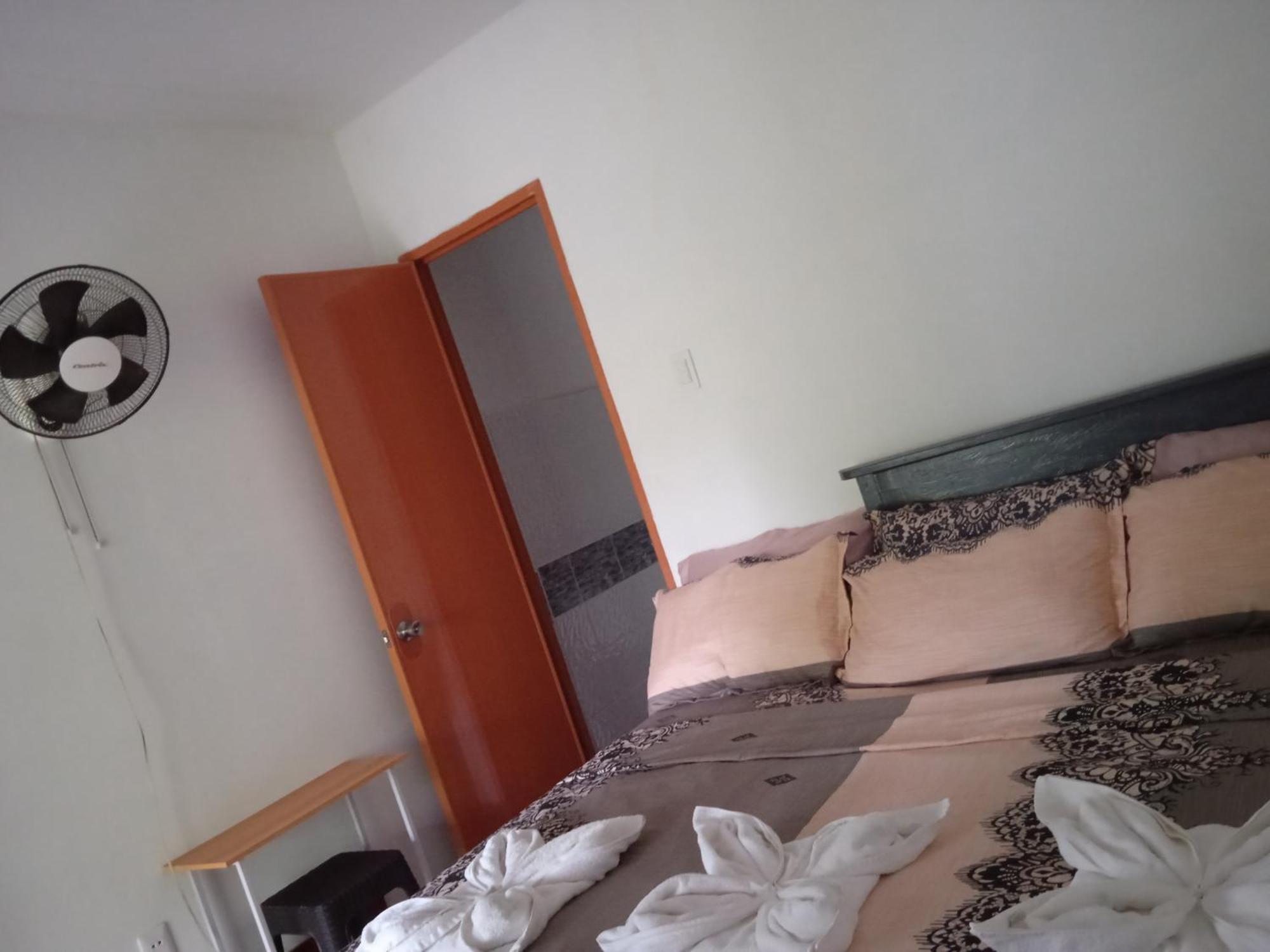 Clarin Sarah'S Garden Bnb & Spa住宿加早餐旅馆 外观 照片
