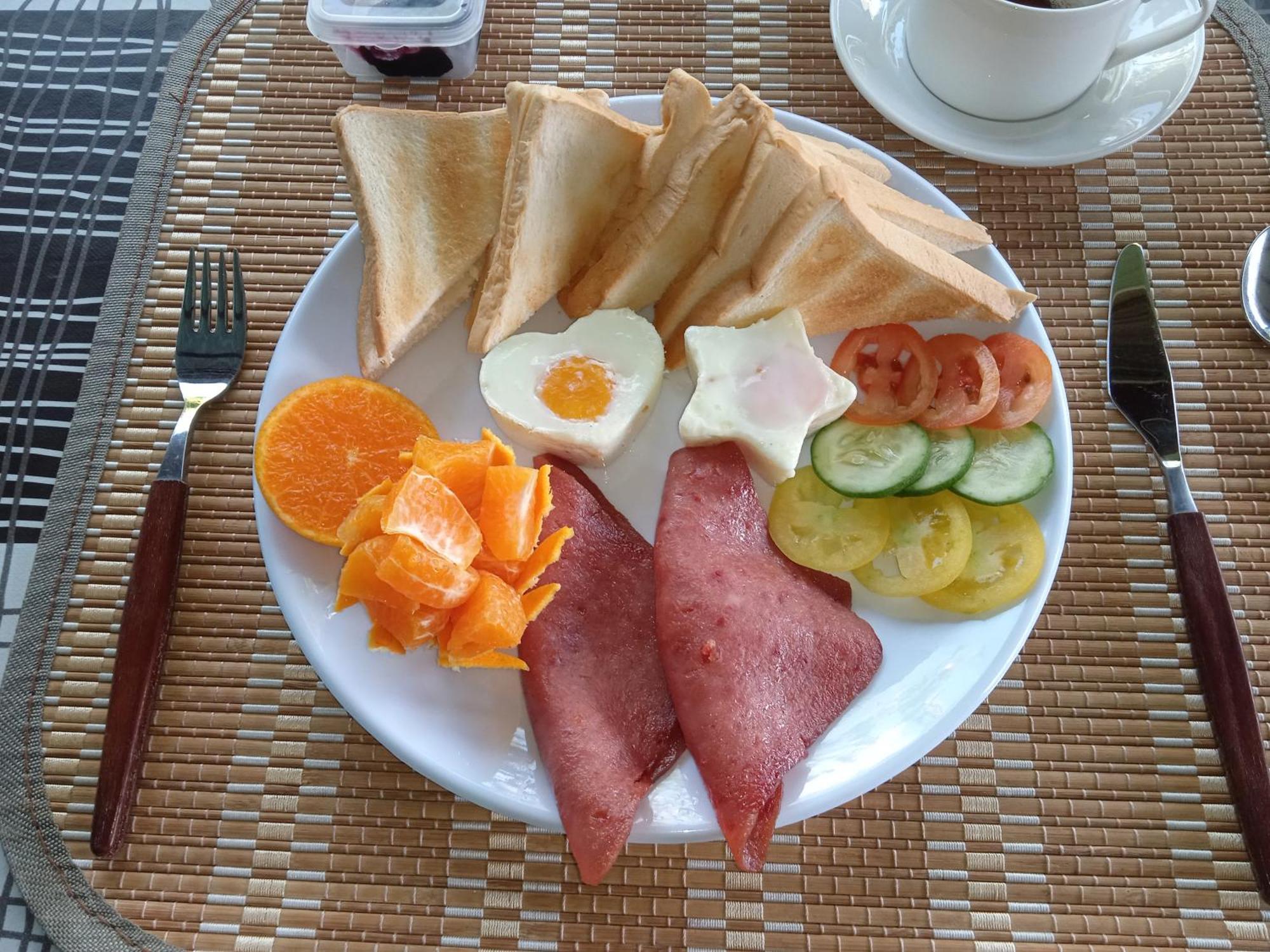 Clarin Sarah'S Garden Bnb & Spa住宿加早餐旅馆 外观 照片