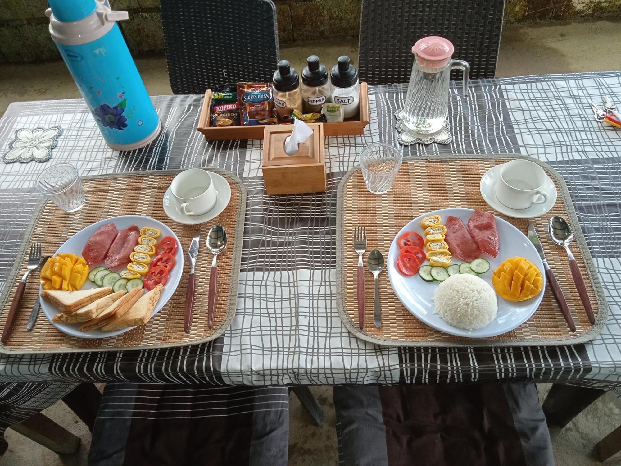 Clarin Sarah'S Garden Bnb & Spa住宿加早餐旅馆 外观 照片